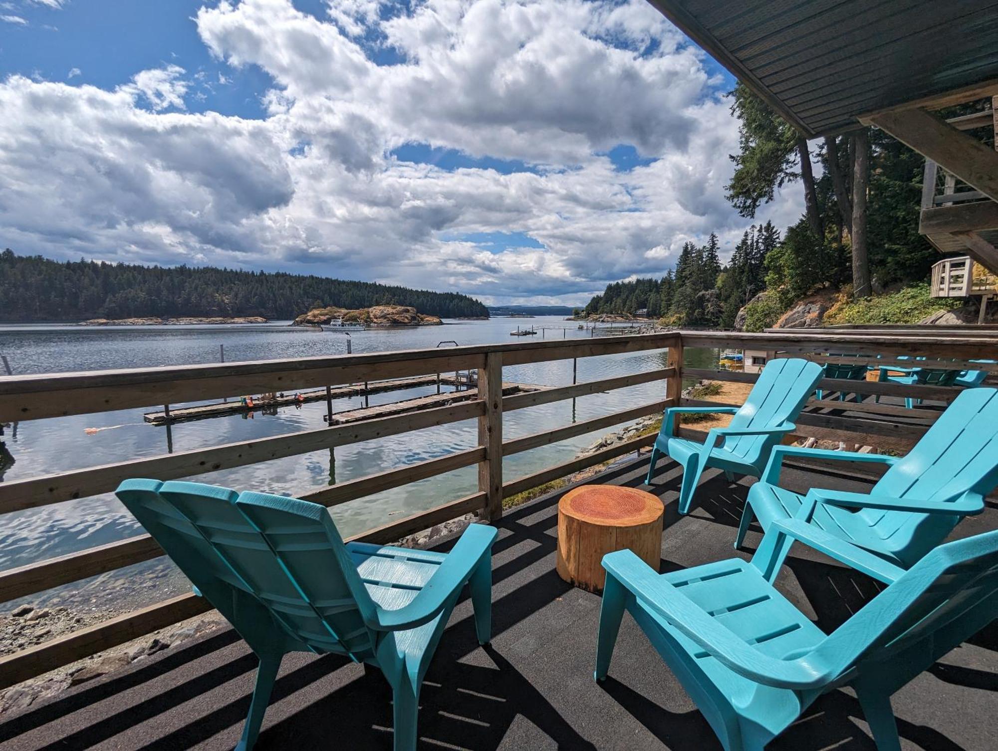 Jade Resort-Oceanfront Suites In Gowlland Harbour Heriot Bay Exterior photo